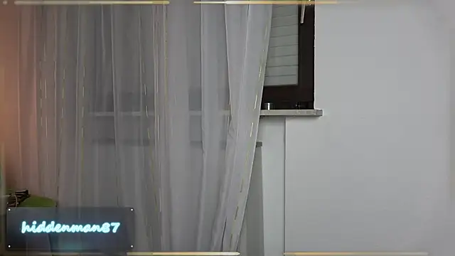 hiddenman87 即時 XXX 聊天