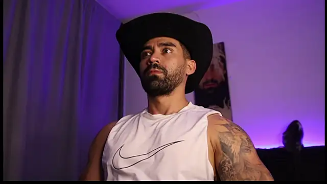 Pokazy przed kamerką – miike_smit