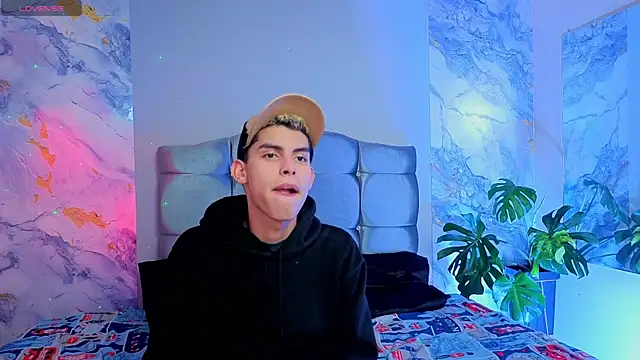 sky_jules Chat XXX live