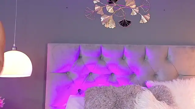 kendalFox_'s Live XXX Chat