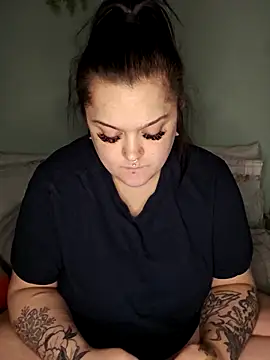 عرض كام Saucy-Serenity