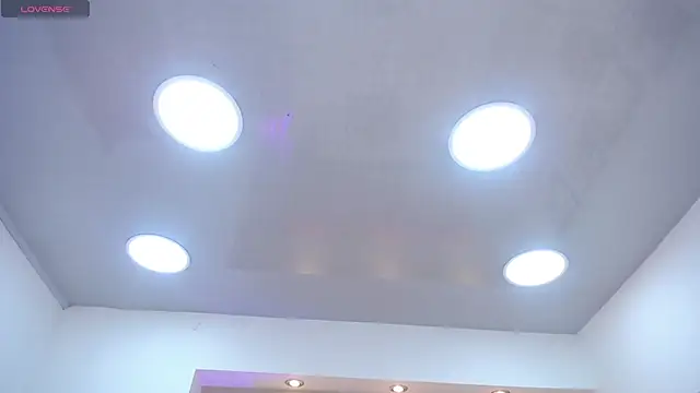 EmilyCley 라이브 XXX 채팅