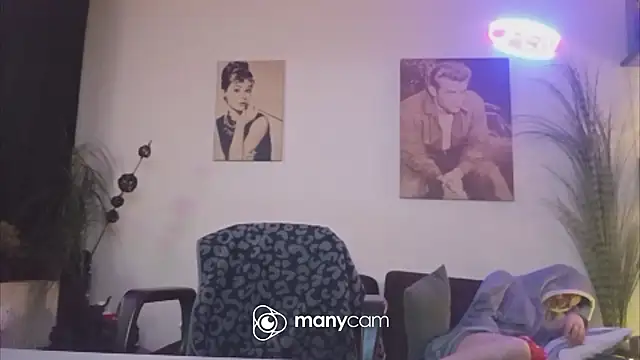 Chat XXX en directo de der_dino30