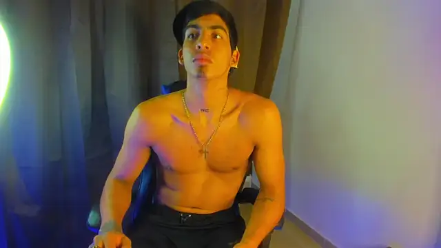 Chat +18 de Milo_LatinBoy ao vivo