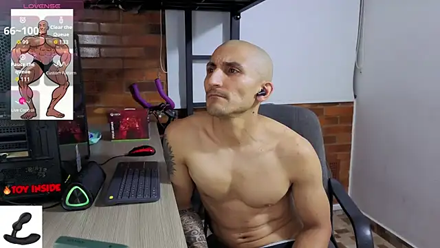 دردشة Marck_Muscle الجنسية المباشرة