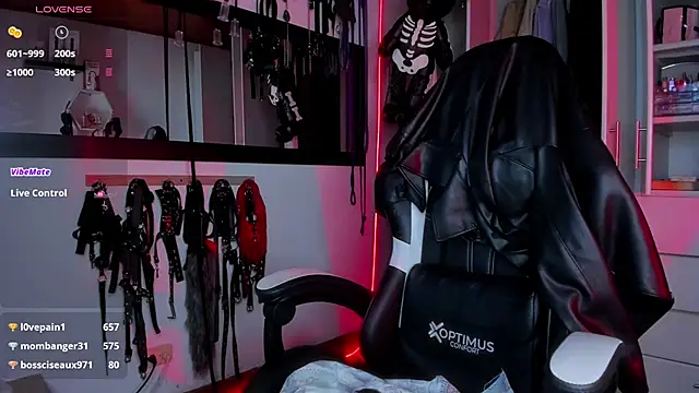 maleja_ca Adlı Modelin Canlı XXX Sohbeti