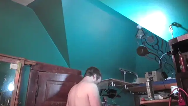 charactrzero: διαδικτυακό σόου στην κάμερα