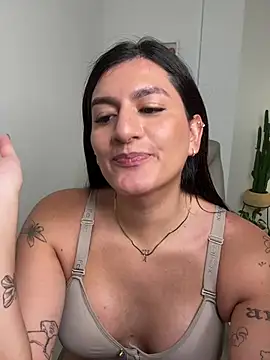 ari_artis – webcam-show