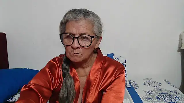 Chat +18 de candy_mature_ ao vivo