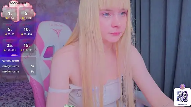 Chat +18 de Milia_Parker ao vivo