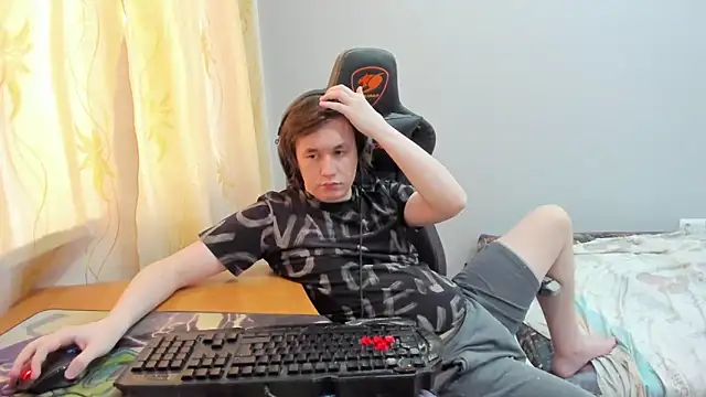 Show modela iliaskrislove na web-kameri