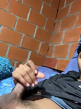 Miguel_960 Adlı Modelin Web Kamerası Şovu