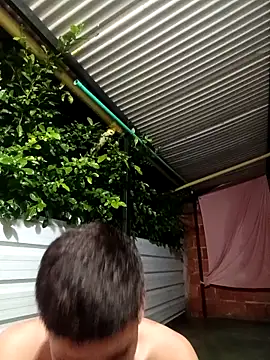 3hornys-straights Adlı Modelin Web Kamerası Şovu