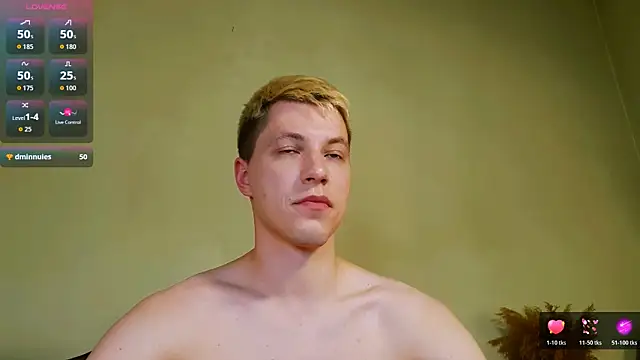 -ethan7inches-: διαδικτυακό σόου στην κάμερα