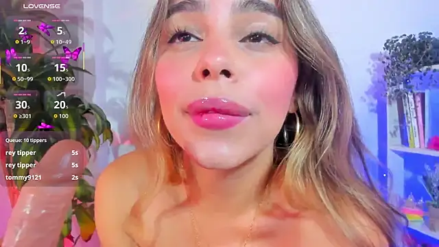 crisbell_lopez's Live XXX Chat