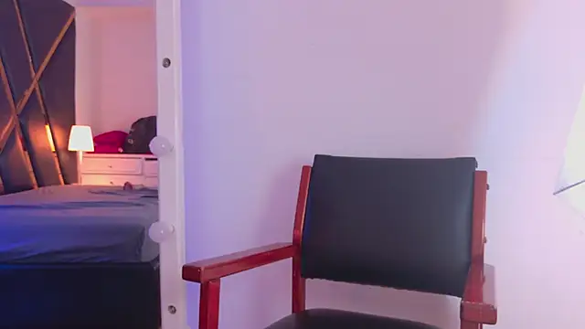 Adel_Nesbiit's Live XXX Chat