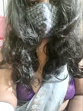 Yoursriya25's Live XXX Chat