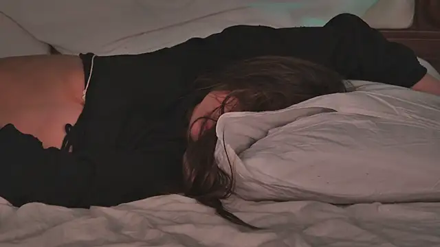 Chat +18 de Amanda_River ao vivo