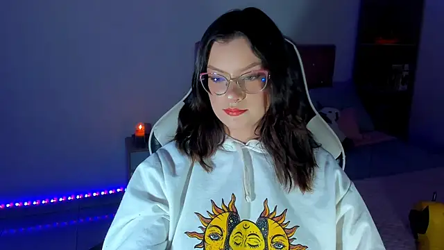 Chat +18 de OphelianaRose33 ao vivo