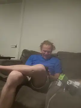 عرض كام yourMasterisBored