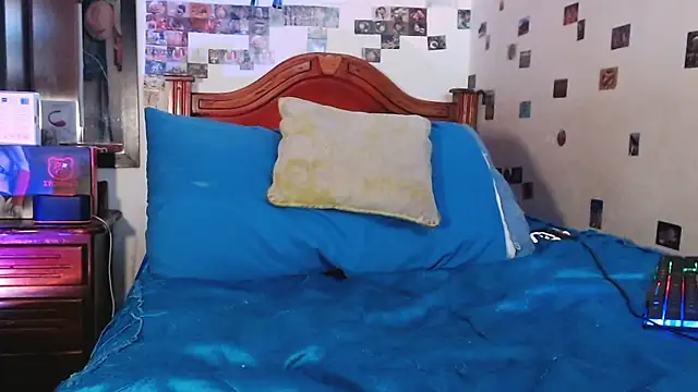 DannyPhantom555 লাইভ XXX চ্যাট