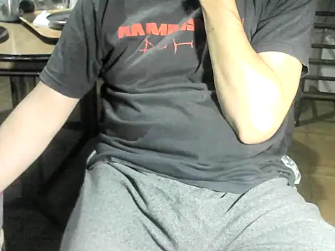 Pertunjukan Kamera Web OreCam