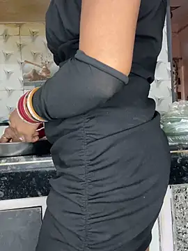 عرض كام CUTI-NAINA