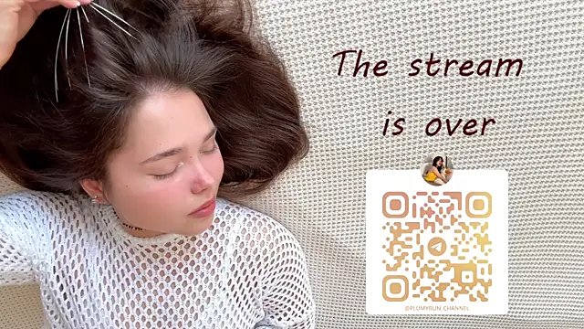 PlumyBun Adlı Modelin Canlı XXX Sohbeti