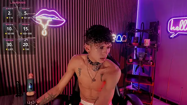 Онлайн чат XXX Maximoking26