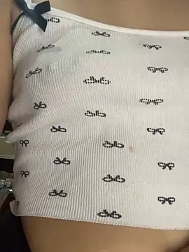 Chat XXX ao vivo de LilithMonette