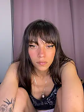 MiaGoth_ live XXX chat