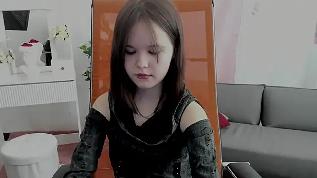 XXX chat uživo modela Elainebeness