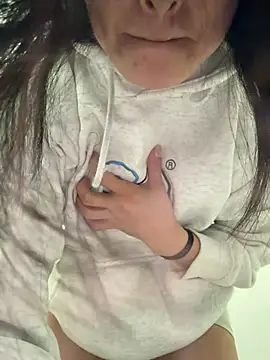 Ayla-Fit's Live XXX Chat