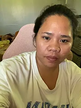 XXX chat uživo modela _UrSingleMamiBella_