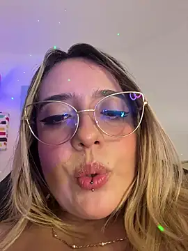 XXX chat uživo modela _Ninasanz