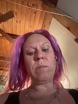 HappyCumDump55 live XXX chat