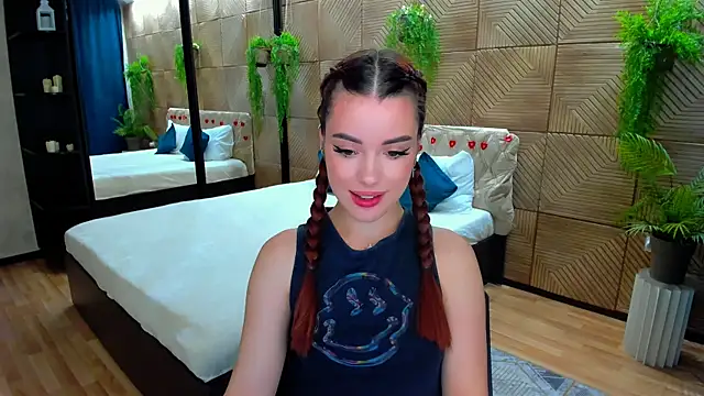 PutOnRepeat live XXX chat