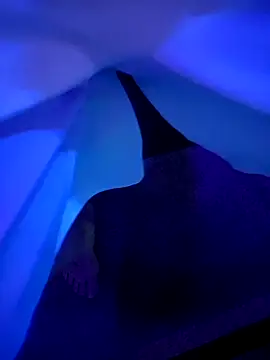 chronic_vibez's Webcam Show