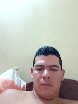 Chatroom XXX en direct de cristian07_