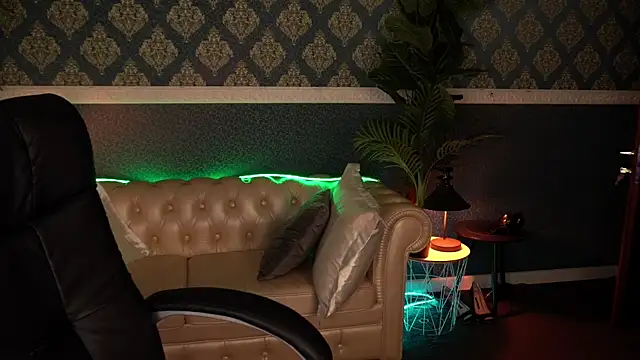 CarolinaaFoxyyy Live XXX Chat