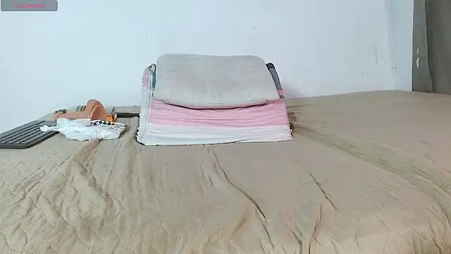 Angelamonte: απευθείας συνομιλία ΧΧΧ