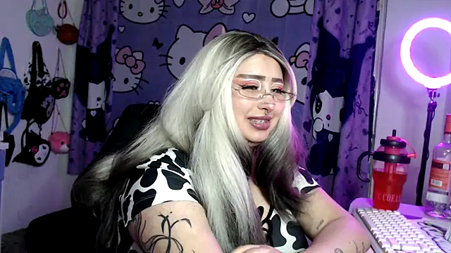 lussyevans24 Chat XXX in diretta