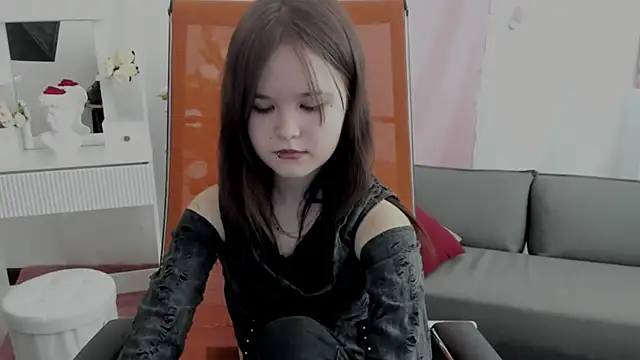 Elainebeness live XXX chat