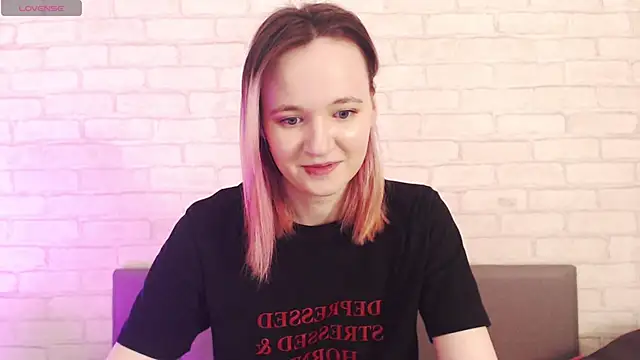 Ericha_Stone Chat XXX in diretta