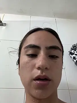 Lia_Moon_Official: απευθείας συνομιλία ΧΧΧ