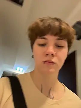 IceMur Chat XXX live