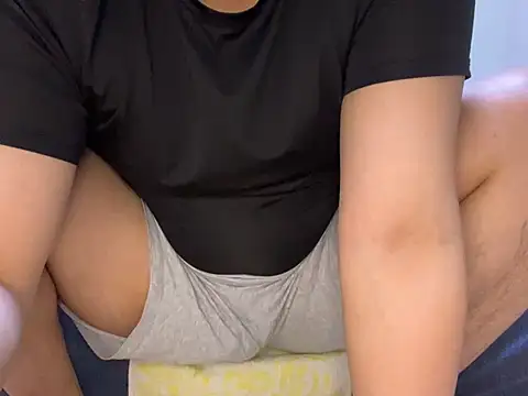 ChubbyTokyo 网络视讯表演