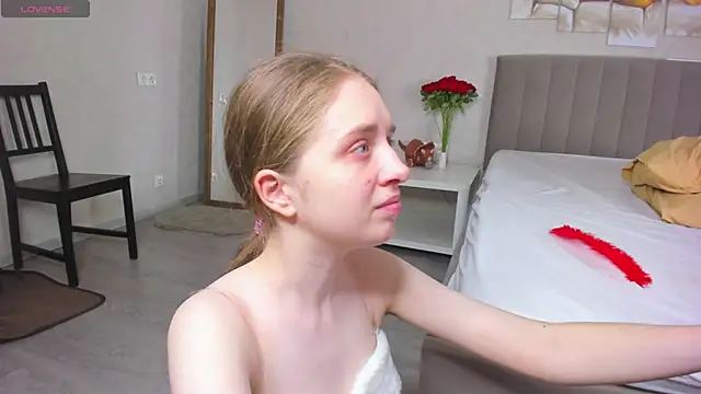 Camilla_Kelly Adlı Modelin Canlı XXX Sohbeti