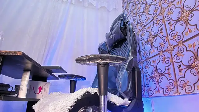 HardenedDad Adlı Modelin Canlı XXX Sohbeti