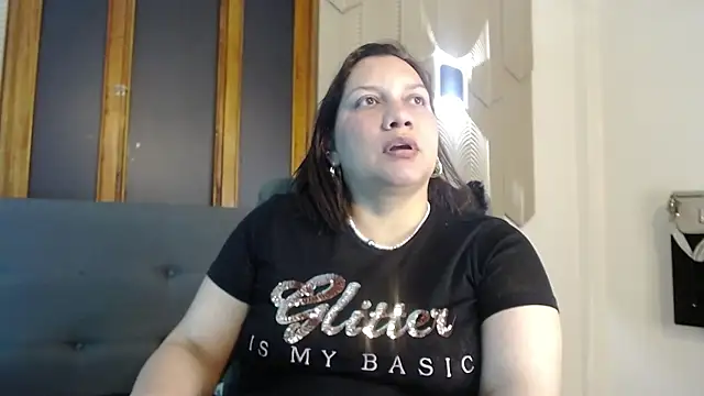 mia_coral1 现场XXX聊天